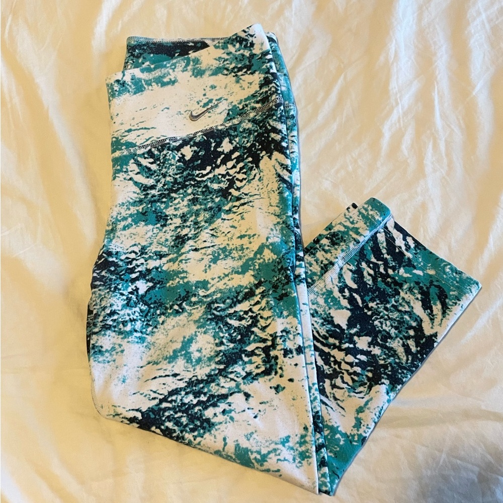 Nike Dry Fit Capris